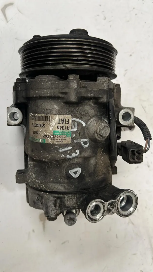 Compressore clima Fiat Grande Punto 1.3 D del 2006 CODICE RICAMBIO : 51803075