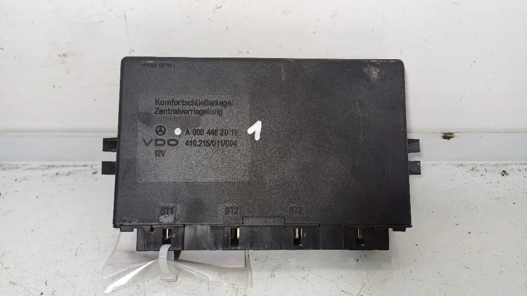 COMPUTER DI BORDO MERCEDES Vito W638 A0004462019 611980 (95>03)