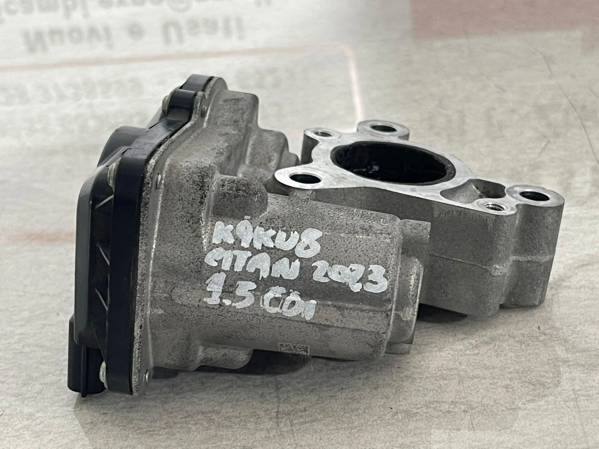 CORPO FARFALLATO con codice HU150100-0462 da A6080903100 MERCEDES Citan W420 Serie con codice motore K9K U8 Diesel 1500