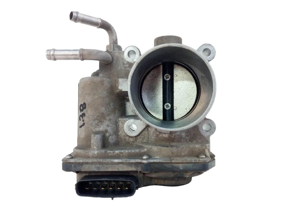 CORPO FARFALLATO TOYOTA Yaris Serie 2203047010 con codice motore 1NRFE/1NRFE Benzina 1300 (08>11)