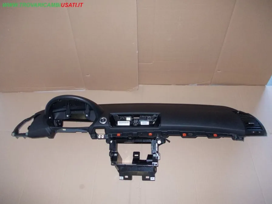 CRUSCOTTO NERO NO NAVI BMW Serie 1 E87 5 porte