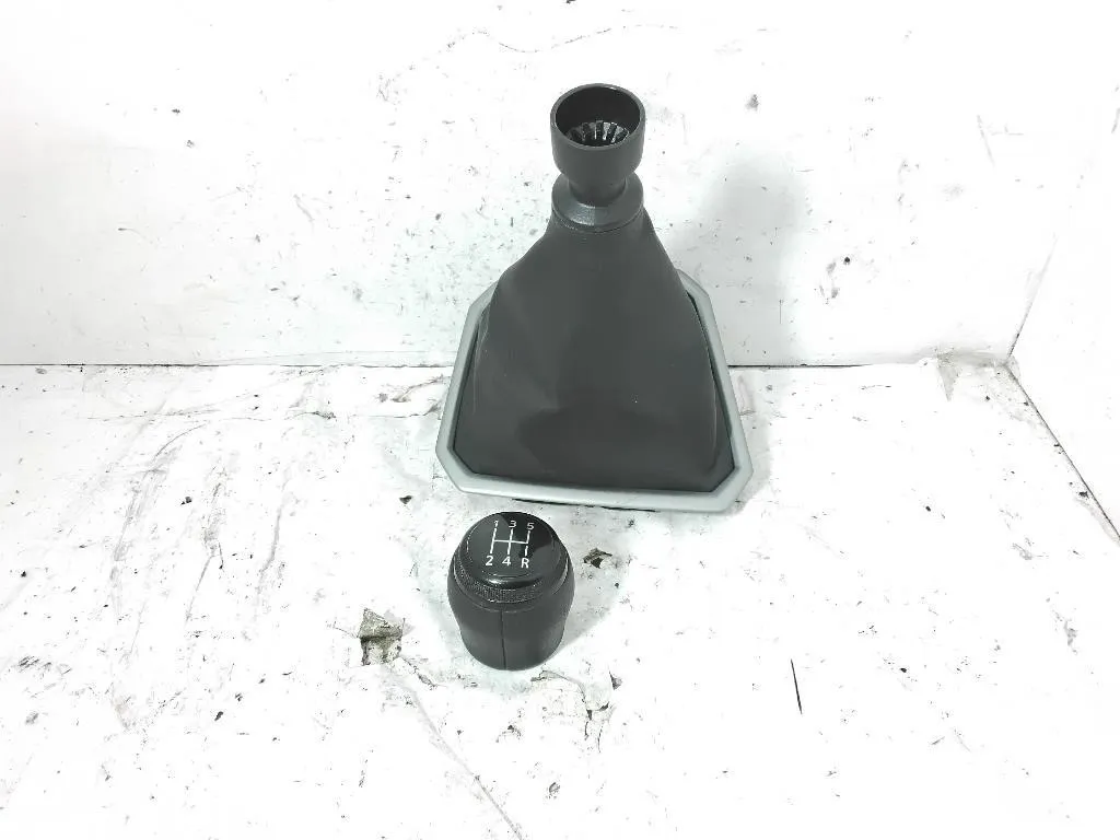CUFFIA LEVA CAMBIO con codice 969352908r da DACIA Sandero Serie (21>)