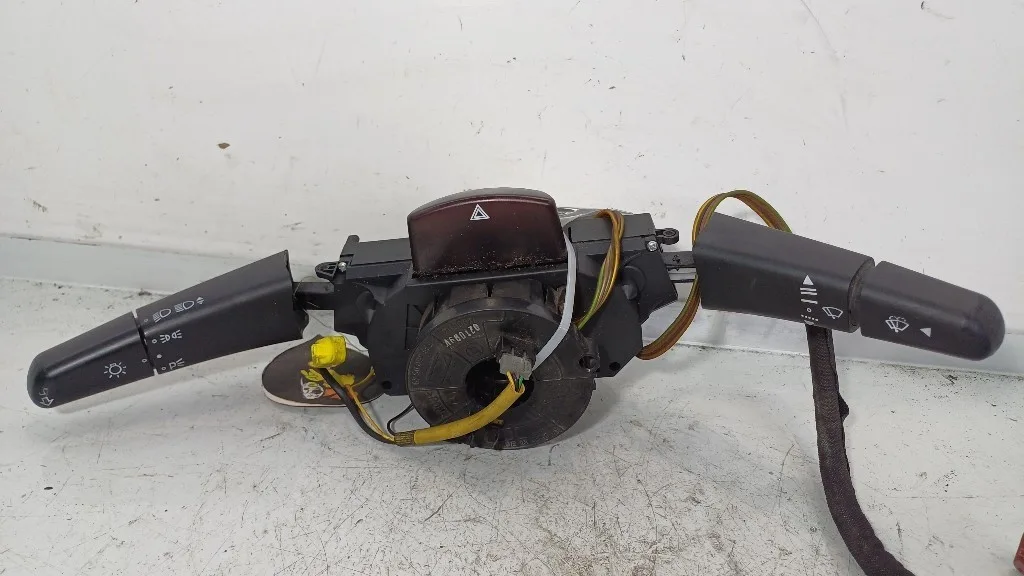 DEVIOLUCI MERCEDES Vito W638 A0015404645 611980 (95>03)