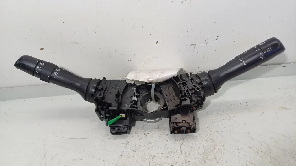 DEVIOLUCI TOYOTA Yaris Serie 173832 1NRFE (11>13)