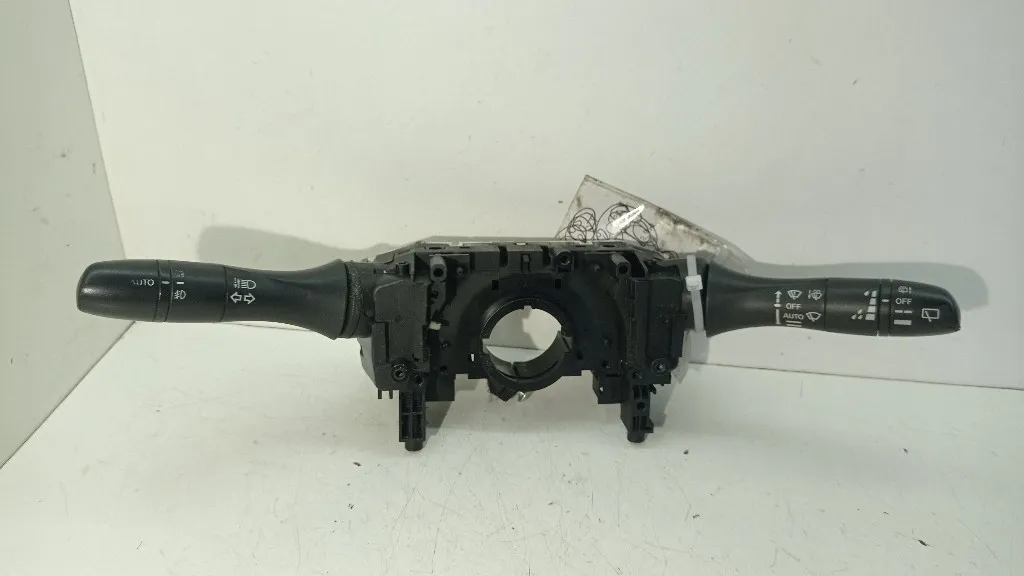 DEVIOLUCI NISSAN Qashqai Serie 255604EA2B K9K636 (14>)