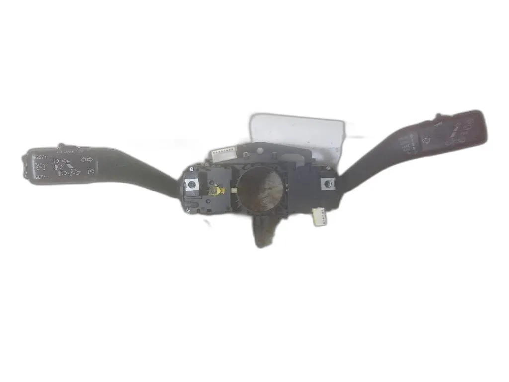 DEVIOLUCI con codice 5K0953507AH 5K0953513M da VOLKSWAGEN Golf 6 Berlina (08>12)