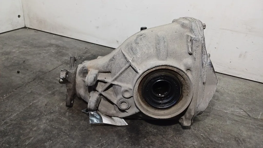 DIFFERENZIALE POSTERIORE MERCEDES CLS W219 A2193502014 642920 diesel 2987 (04>10)