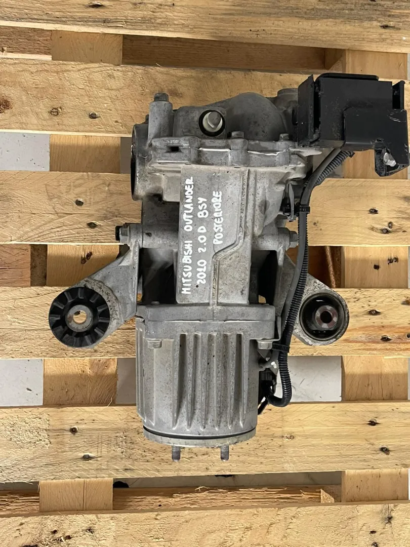 DIFFERENZIALE POSTERIORE con codice T02GS1367 0390 da MITSUBISHI Outlander Serie (CW0) con codice motore BSY Diesel 2000 (09>12)