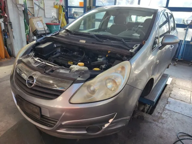 CENTRALINA FUSIBILI OPEL CORSA D 06>10