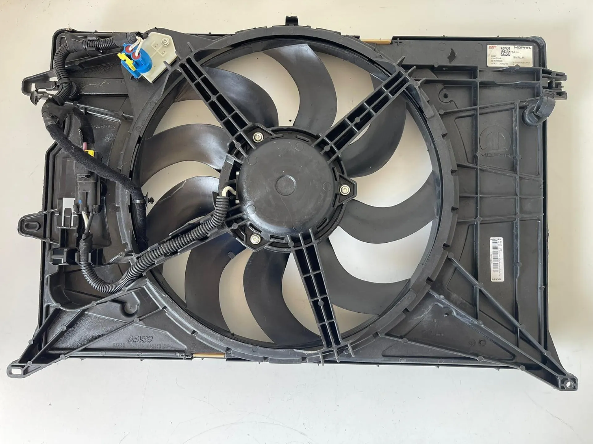 ELETTROVENTOLA con codice 52009104 da JEEP Renegade Serie Diesel 2000 (18>)