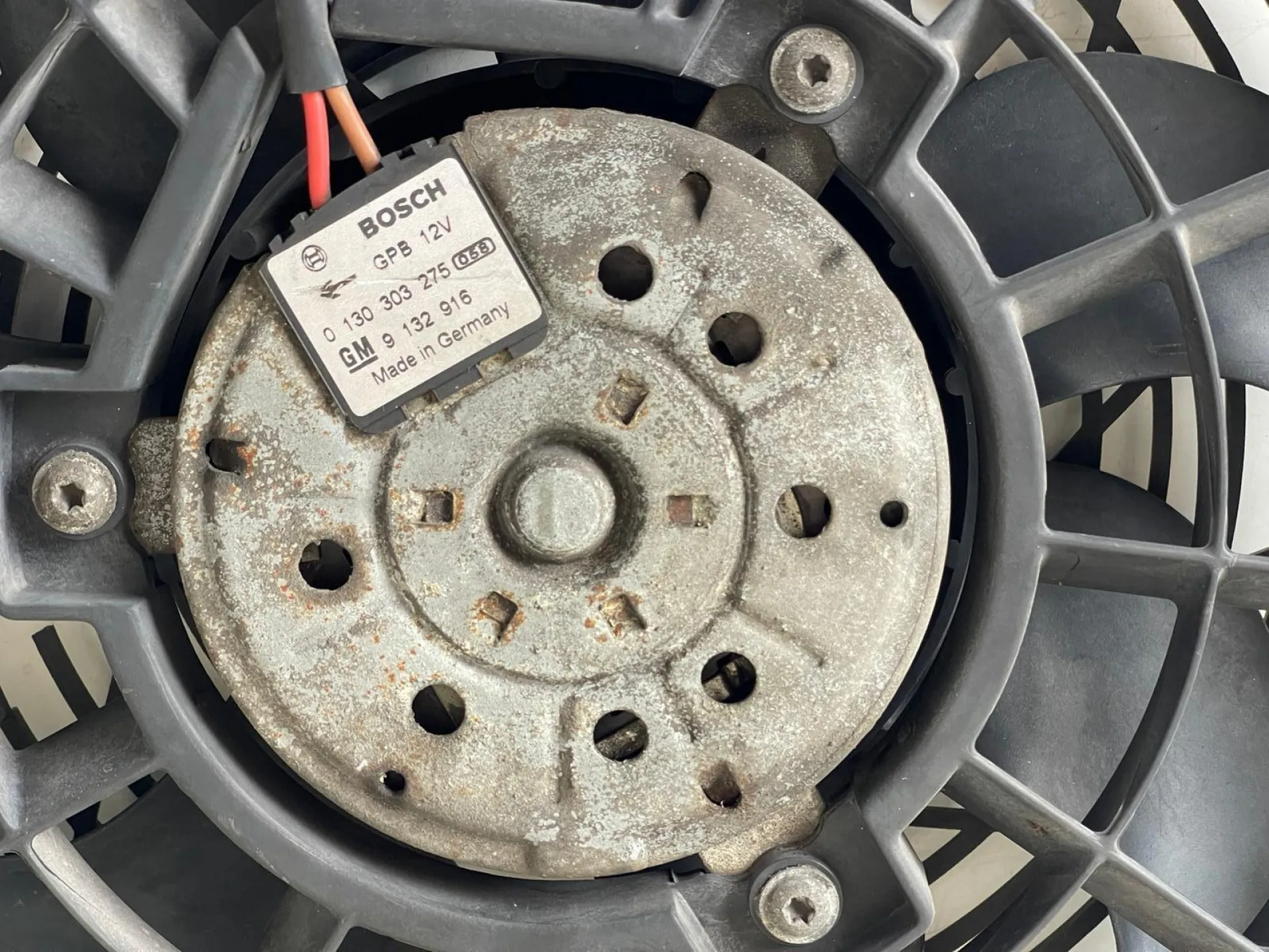 ELETTROVENTOLA con codice 0130303275 da OPEL Zafira A Diesel 2000 (99>05)