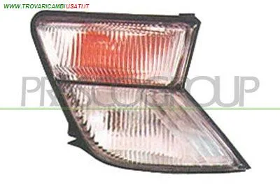 FANALE ANTERIORE DESTRO-BIANCO-CON PORTALAMPADA NISSAN - PATROL GR - 1998 > 2004 CODICE/I: OE 26110VB127 DS8604013