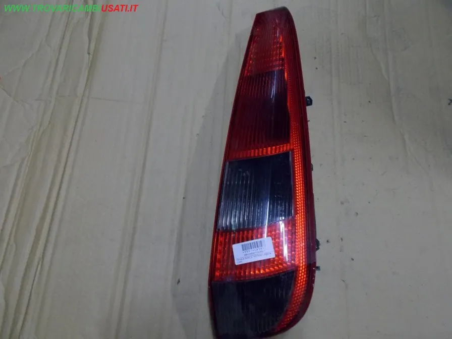 FANALE POST.D. 5 P. FORD FIESTA (CBK)