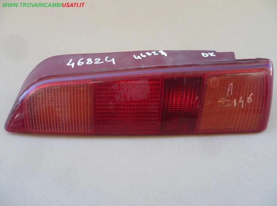 FANALE POST.D. ALFA ROMEO 146 (930-W4)