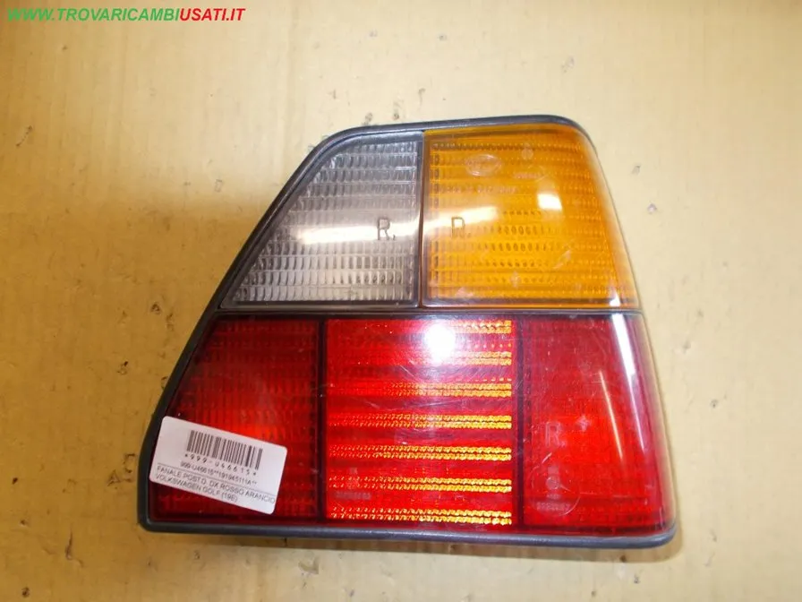 FANALE POST.D. DX ROSSO ARANCIO VOLKSWAGEN GOLF (19E)