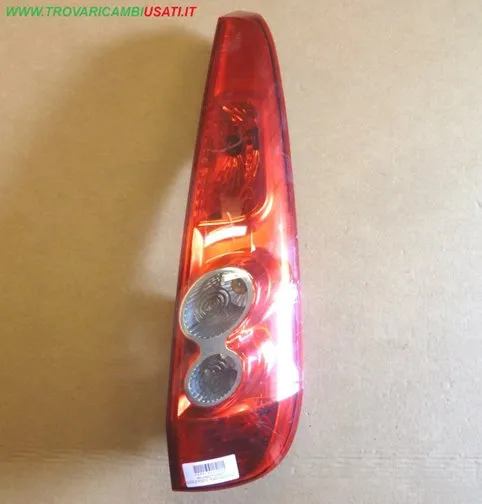 FANALE POST.D. FORD FIESTA (CBK)
