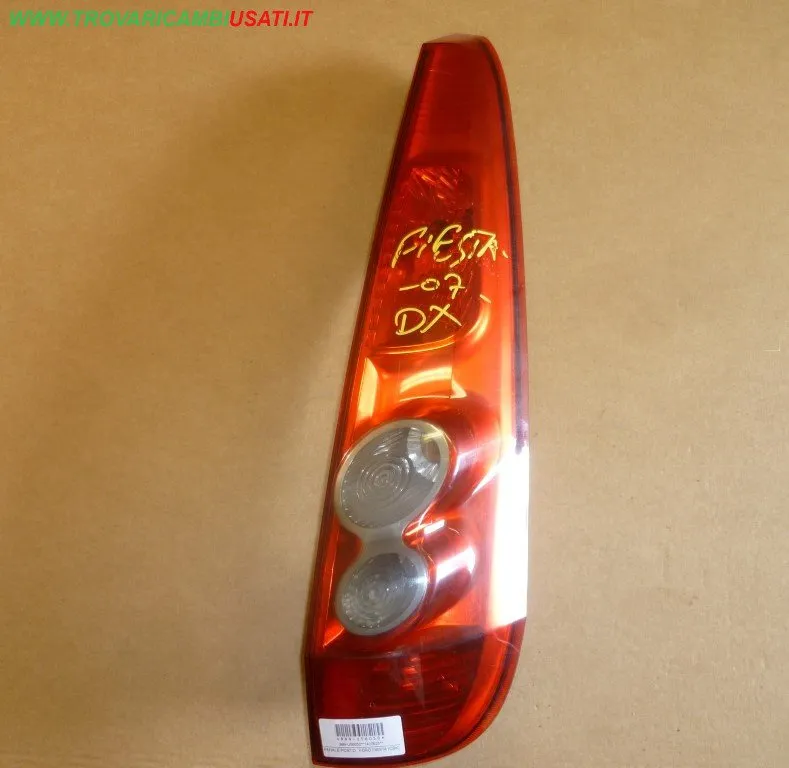 FANALE POST.D. FORD FIESTA (CBK)