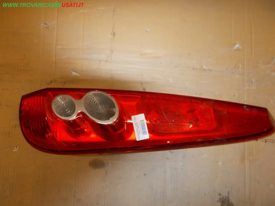 FANALE POST.D. FORD FIESTA (CBK)