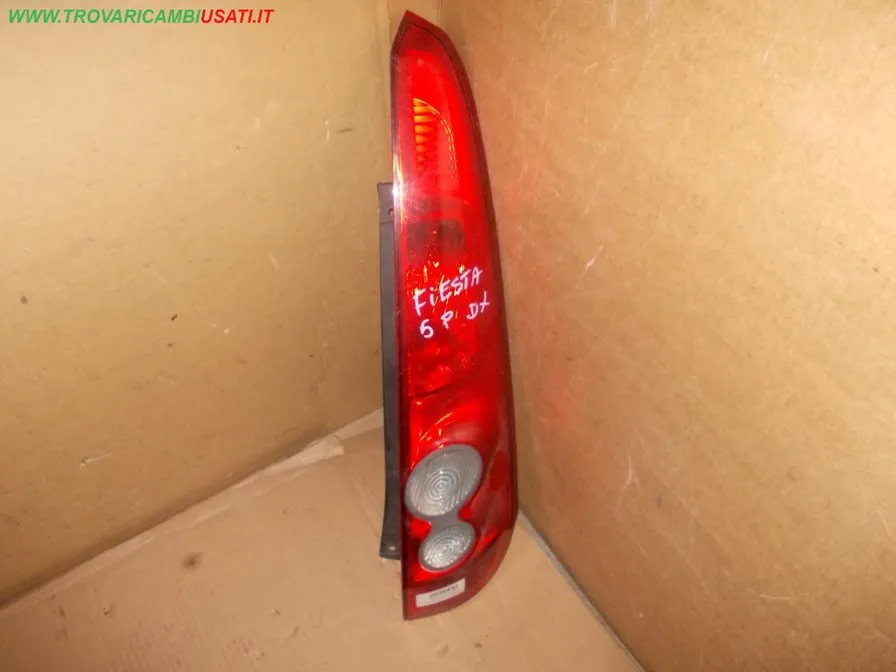 FANALE POST.D. FORD FIESTA (CBK)