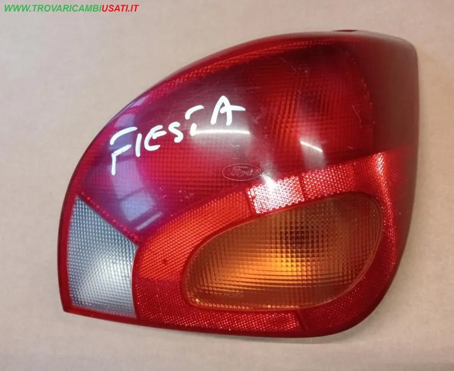 FANALE POST.D. FORD FIESTA (DX)