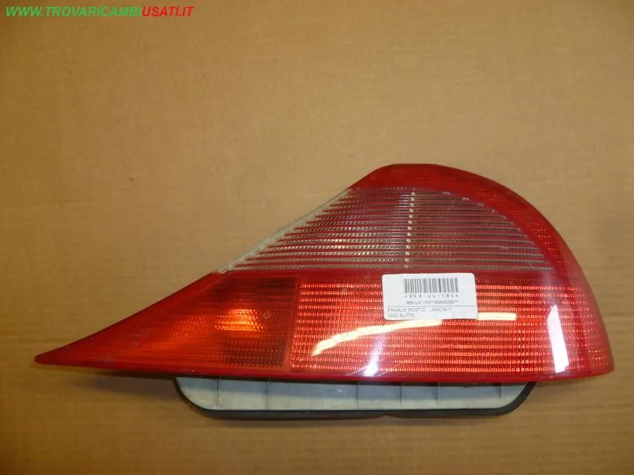 FANALE POST.D. LANCIA Y (840-SU/TA) (lis.)