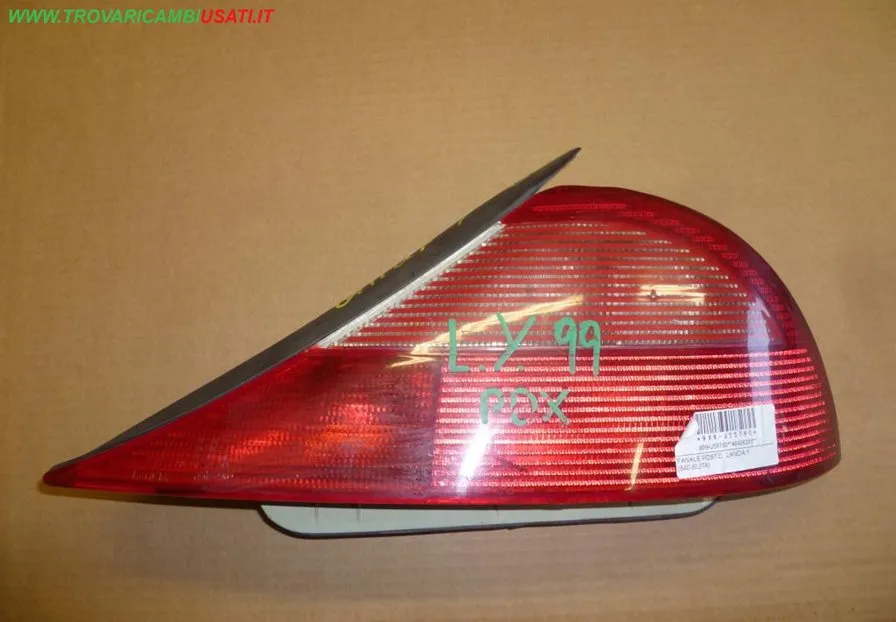 FANALE POST.D. LANCIA Y (840-SU/TA) (lis.)