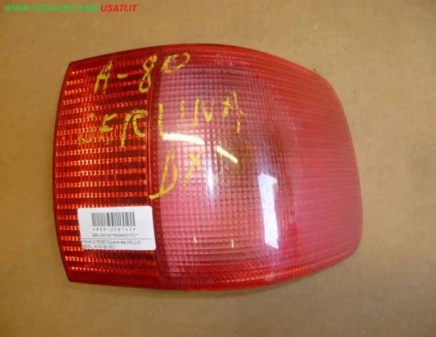 FANALE POST.D(parte est,HELLA) BERL. AUDI 80 (8C)