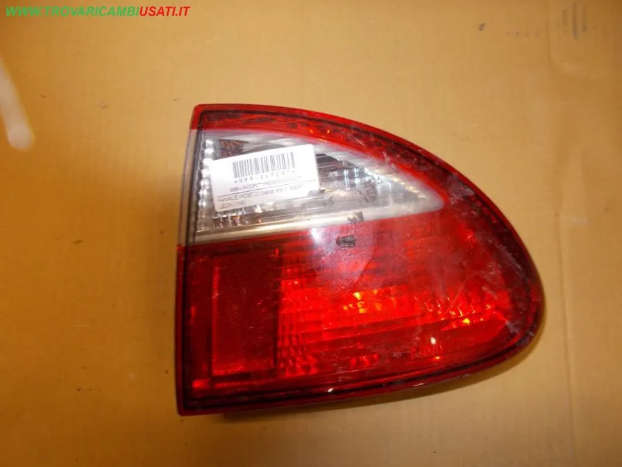 FANALE POST.D.(parte est.) SEAT LEON (1M)