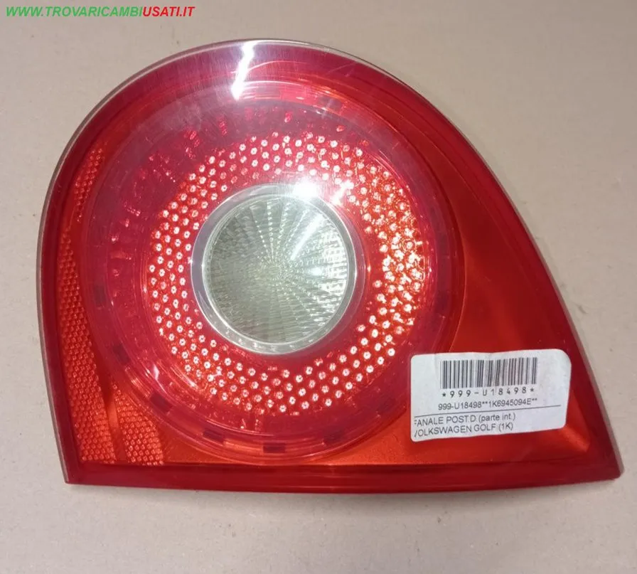 FANALE POST.D.(parte int.) VOLKSWAGEN GOLF (1K)