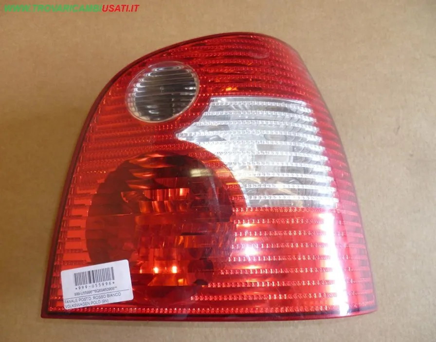 FANALE POST.D. ROSSO BIANCO VOLKSWAGEN POLO (9N)
