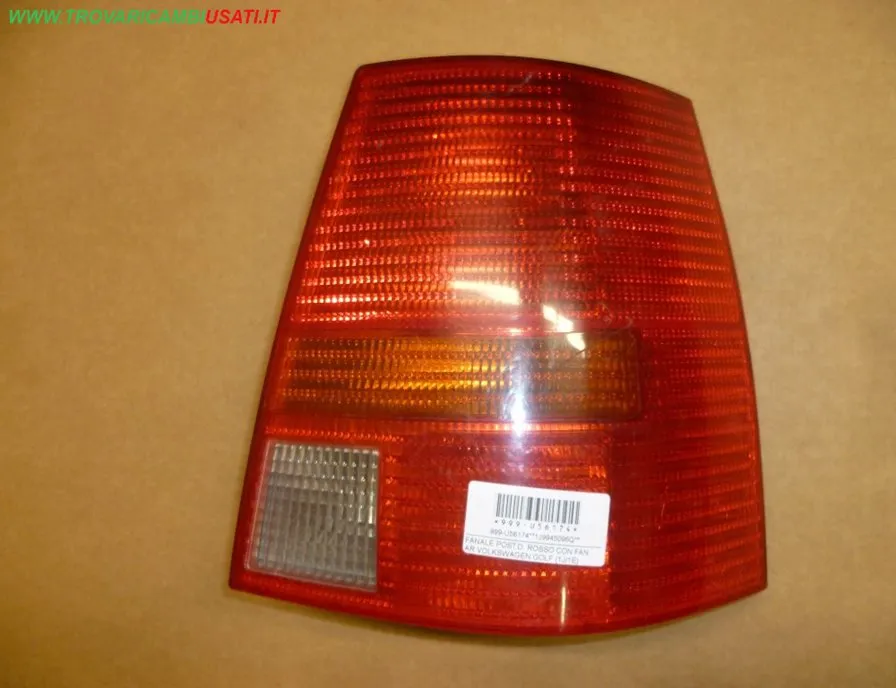 FANALE POST.D. ROSSO CON FAN. AR VOLKSWAGEN GOLF (1J/1E)