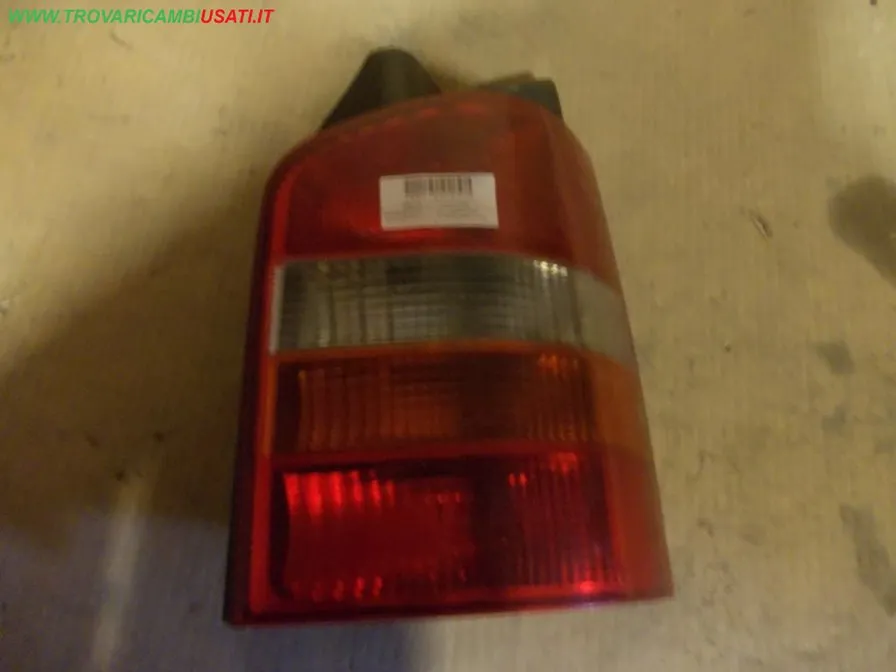 FANALE POST.D. VOLKSWAGEN TRANSPORT./MULTIVAN/CARAV.(T5)