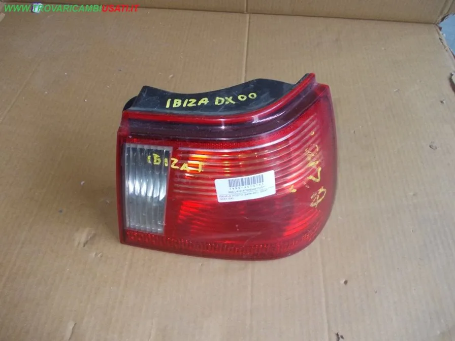 FANALE POST.D.(parte est.) SEAT IBIZA (6K) SEAT - CORDOBA - 1999 > 2002 CODICE/I: OE 6K6945112G 999-U41014