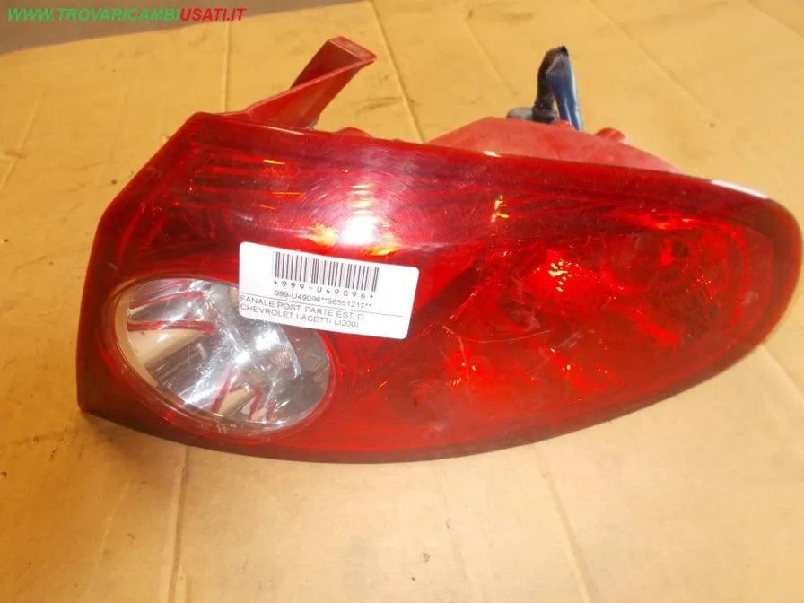 FANALE POST. PARTE EST. D. CHEVROLET LACETTI (J200)