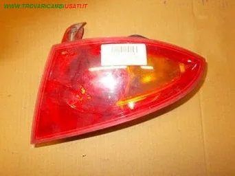 FANALE POST. PARTE EST. D. SEAT LEON (Picc.Df)