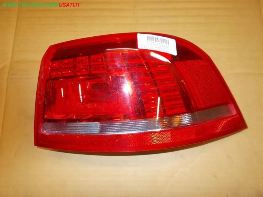 FANALE POST. PARTE EST. D. VOLKSWAGEN PASSAT (3G)