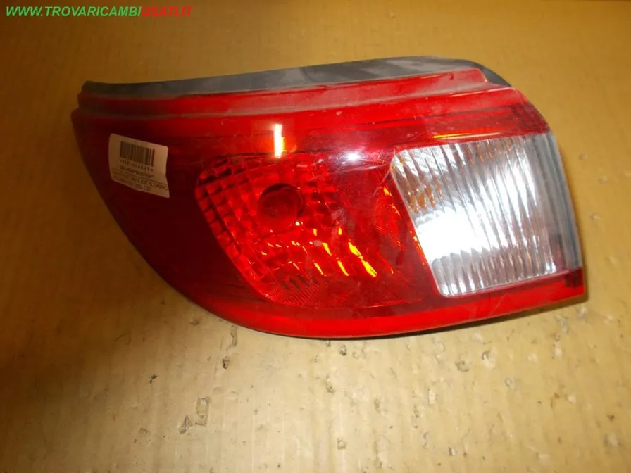 FANALE POST. PARTE EST. S. CABRIO MITSUBISHI COLT (Z30) CZC