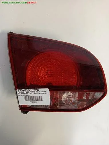 FANALE POST. PARTE INT. D. FUME' VOLKSWAGEN - GOLF 6 - 2008 > 2012 CODICE/I: OE 5K0945094K 999-U1306228 OE 5K0945094AA 2TZ009923141