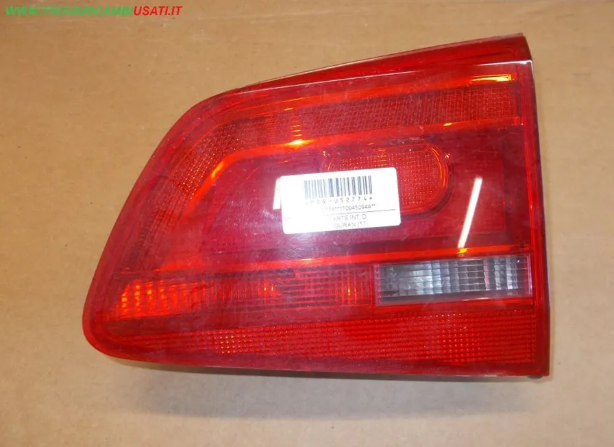 FANALE POST. PARTE INT. D. VOLKSWAGEN TOURAN (1T)