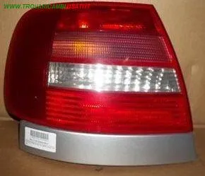 FANALE POST.S. 99 >01 BERL AUDI A4 (8D)