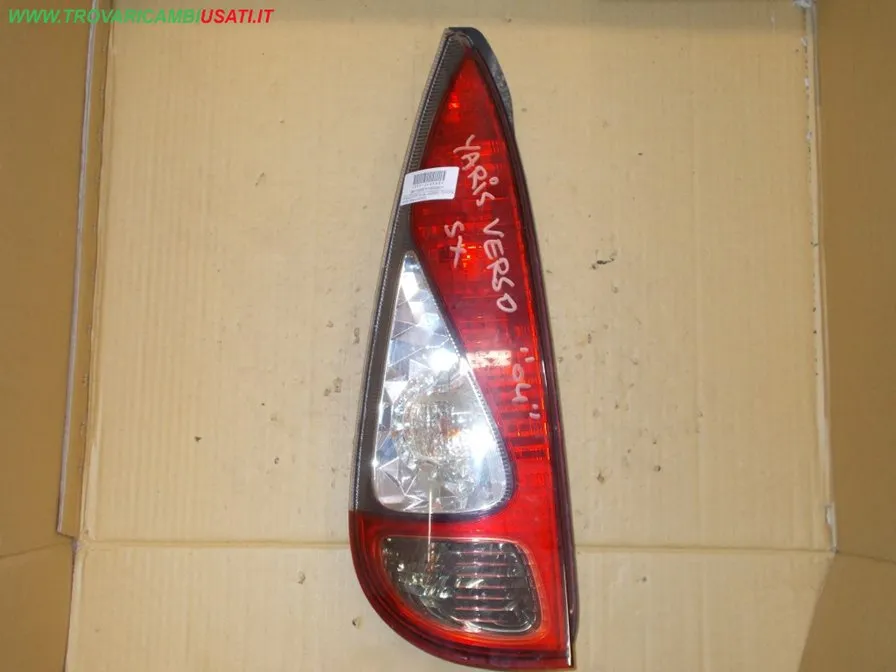 FANALE POST.S.(dal 02/2003) TOYOTA YARIS Verso (NCP20)