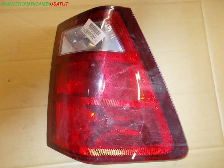 FANALE POST.S.(dal 10/2004) JEEP CHEROKEE (KJ)