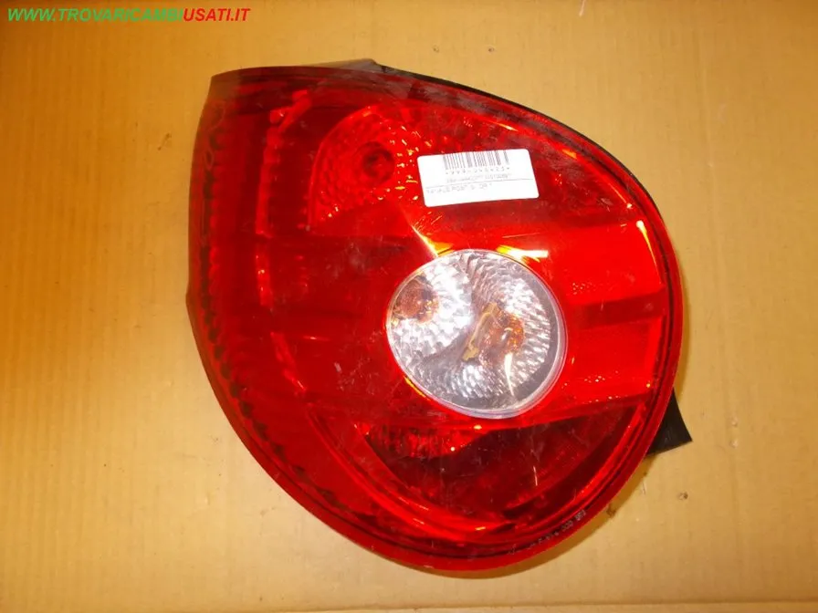 FANALE POST. S. DR 1