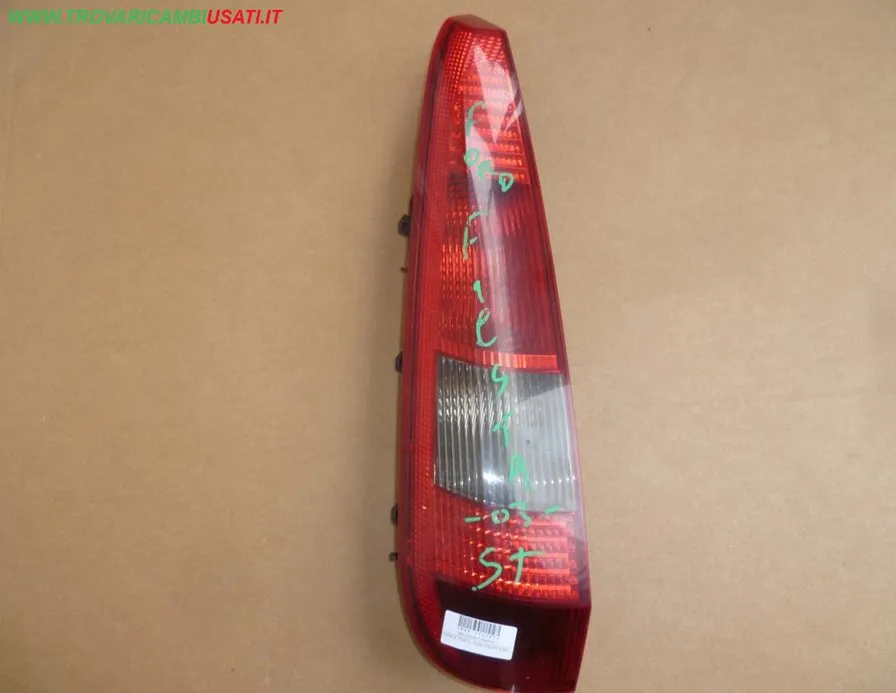 FANALE POST.S. FORD FIESTA (CBK)