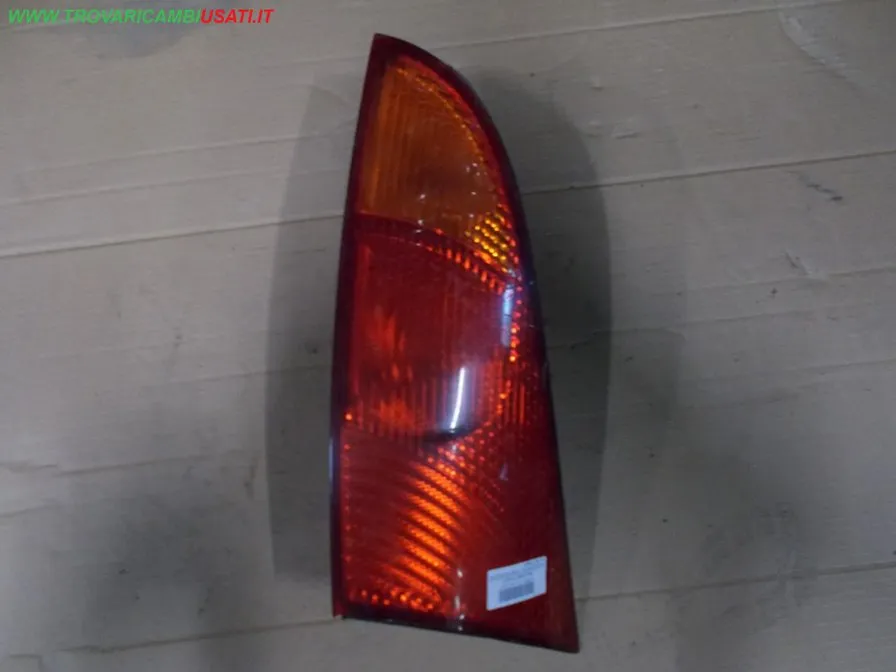 FANALE POST.S. FORD FOCUS (CAK) 3p / 5p / Wagon