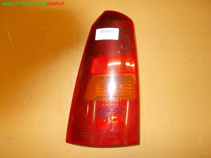 FANALE POST.S. FORD FOCUS (CAK) 3p / 5p / Wagon