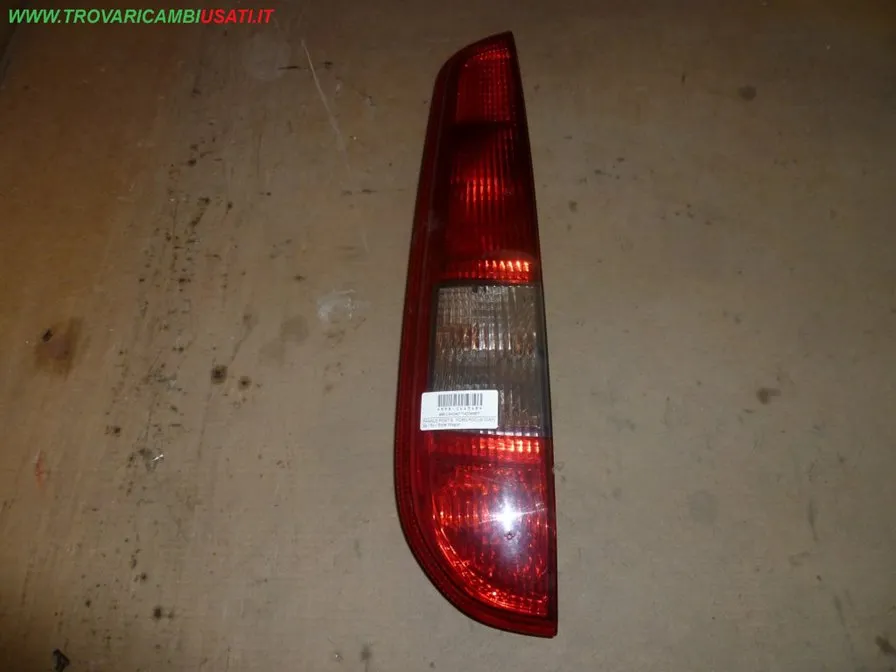 FANALE POST.S. FORD FOCUS (CAP) 3p / 5p / Style Wagon
