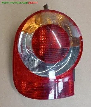 FANALE POST.S. FRECCIA ARANCIO RENAULT MODUS (J77)
