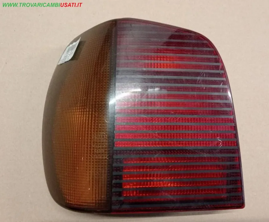 FANALE POST.S. FUME' VOLKSWAGEN POLO (6N)