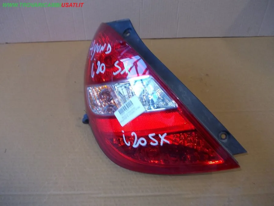 FANALE POST. S. HYUNDAI i 20 (PB)
